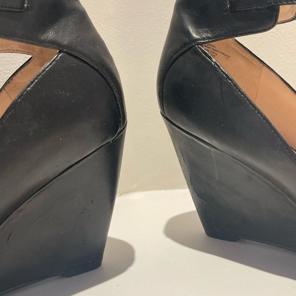 Elegant Black Women's Wedge Shoes - Picture 5 of 7